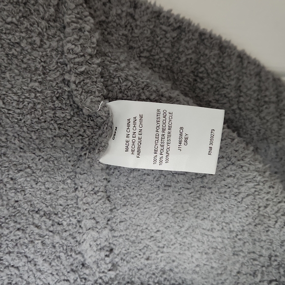 Thread & Supply The Cloud Wrap - Picture 7 of 8